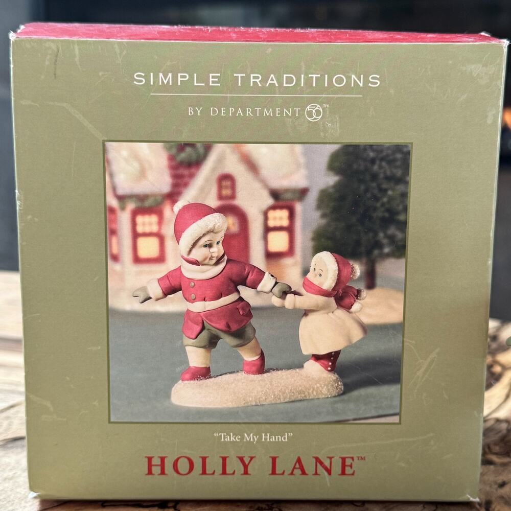 2002 Department 56 "Take My Hand" Simple Traditions Holly Lane Figurine, Holiday - Picture 3 of 14